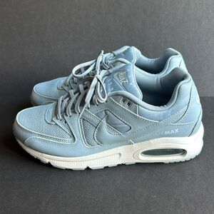 Women’s Nike Air Command